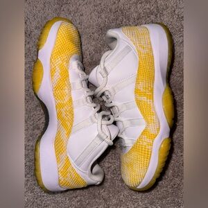 Woman Nike Air Jordan 11 Low Snakeskin